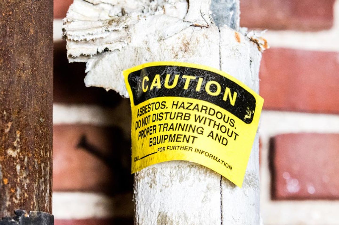 Waarschuwingsbord voor asbest